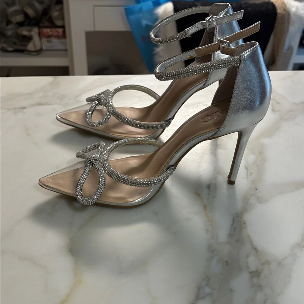 Elegant Silver Strappy Heels with Bow - Picture 2 of 6